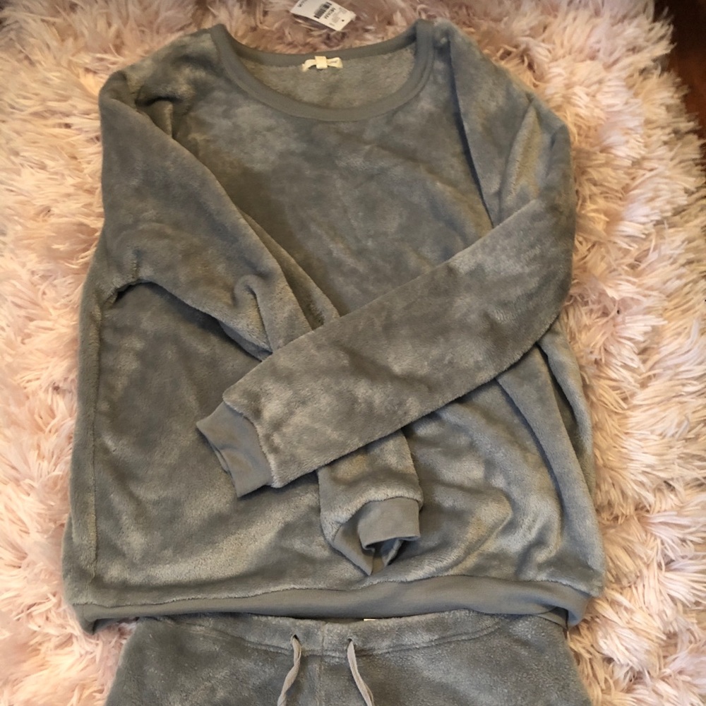 Wet seal Matching co- ord soft fur pj set